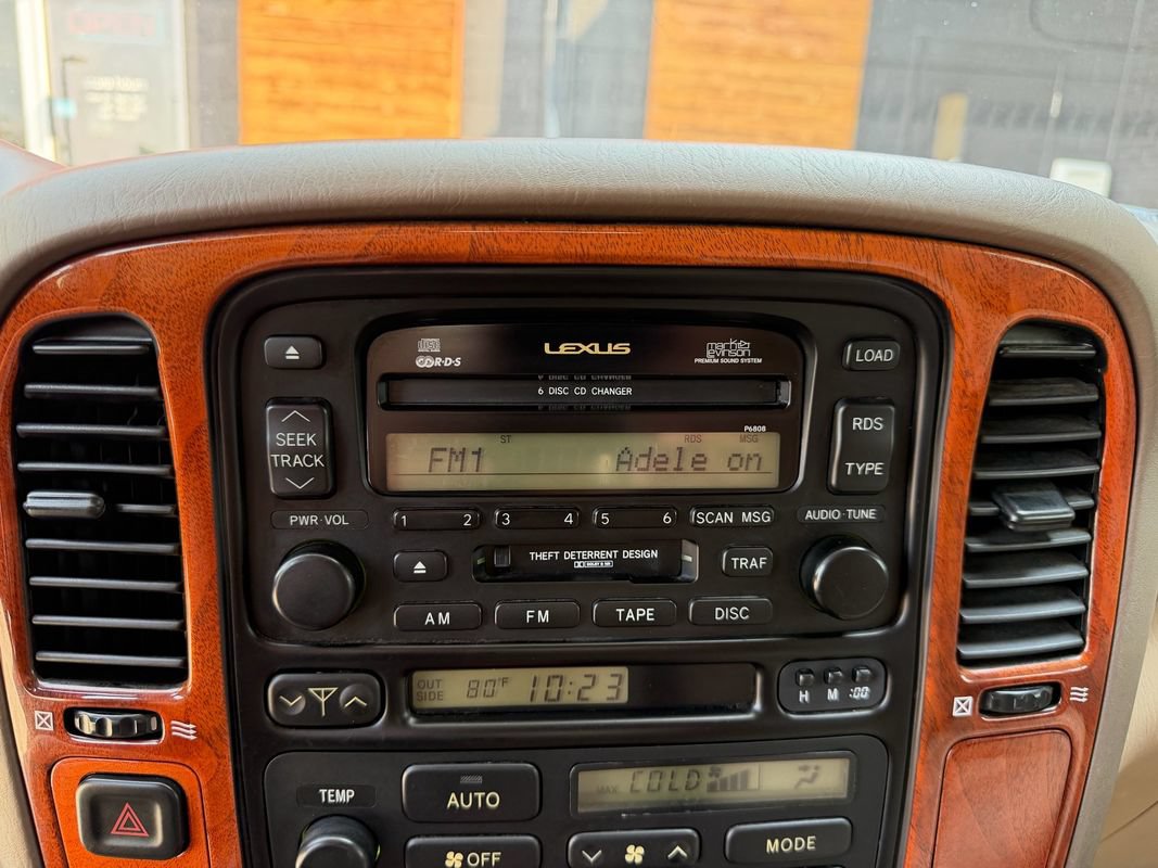 Used 2001 Lexus LX 470 4WD image 36