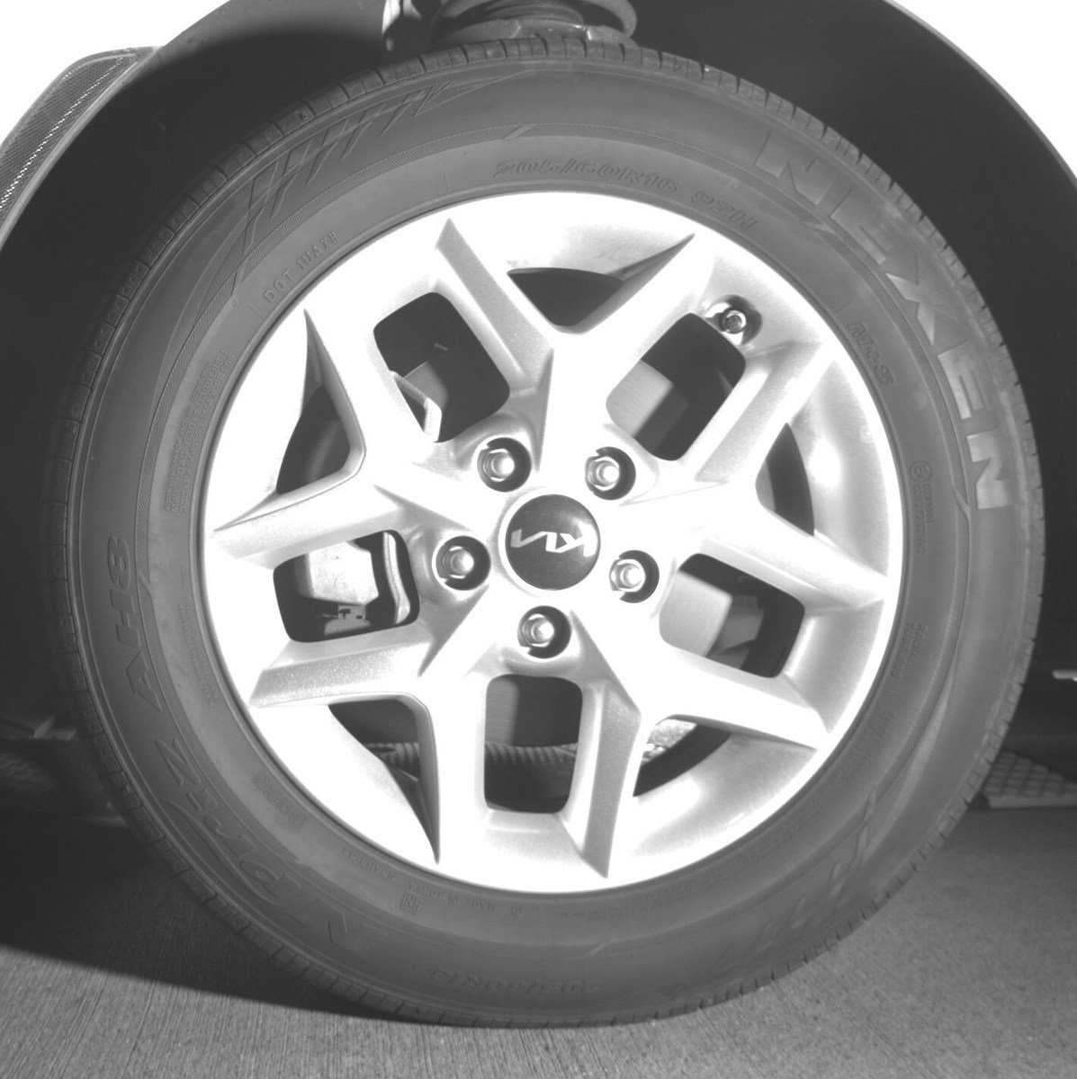 Used 2025 Kia Soul LX w/ LX Technology Package image 9