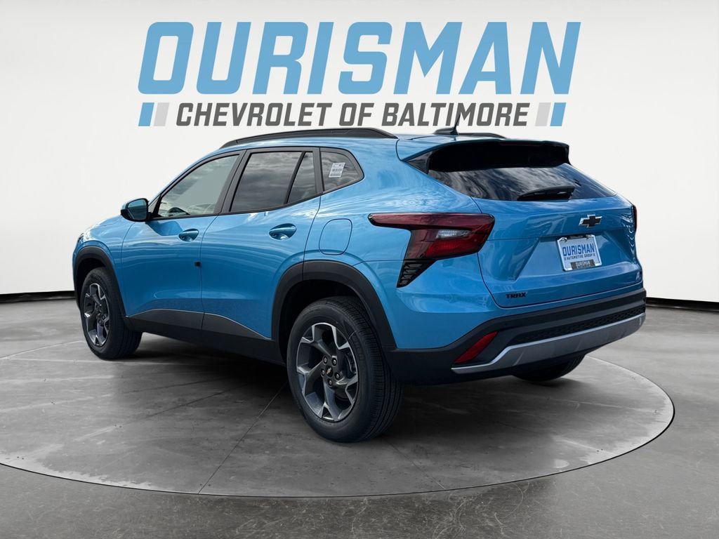 New 2026 Chevrolet Trax LT w/ Sunroof Package image 4