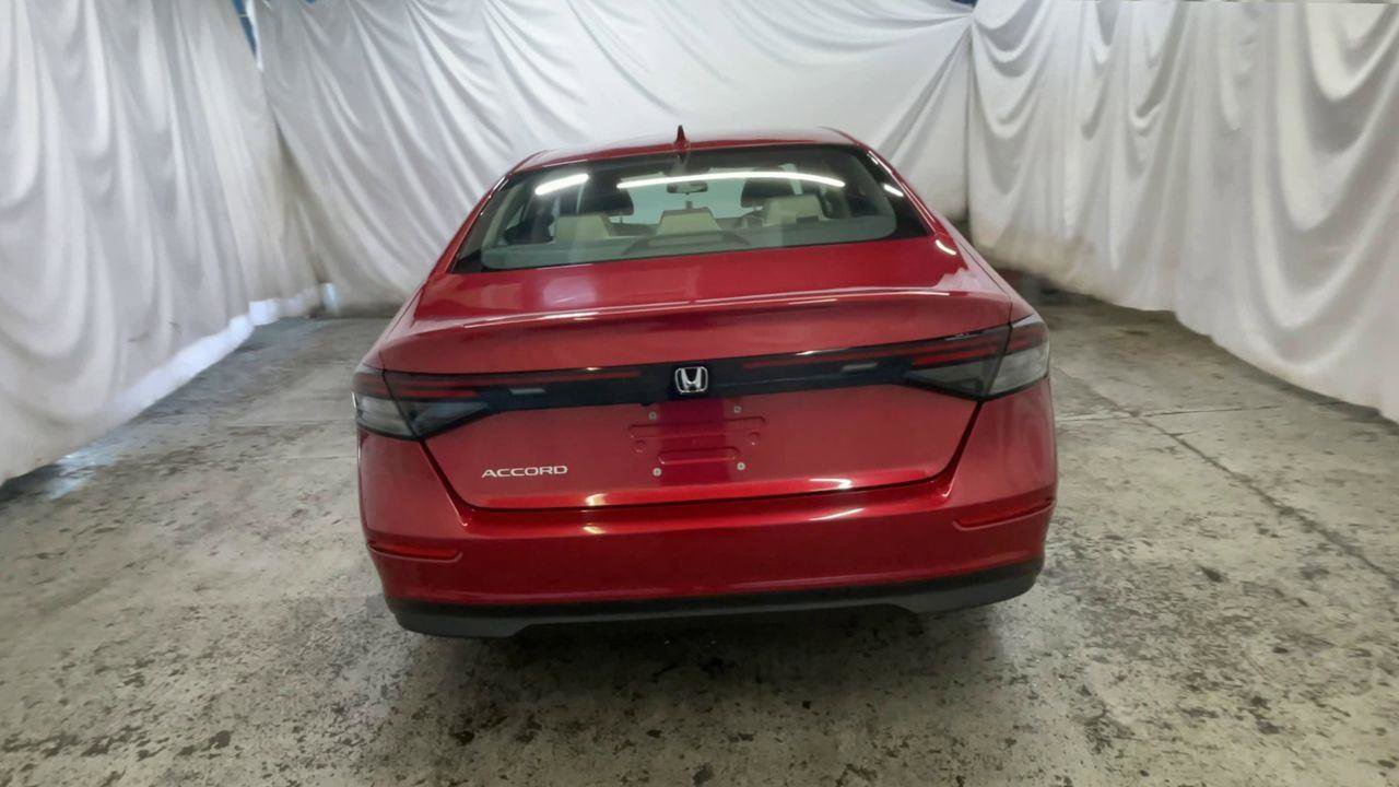 Certified 2023 Honda Accord LX image 7