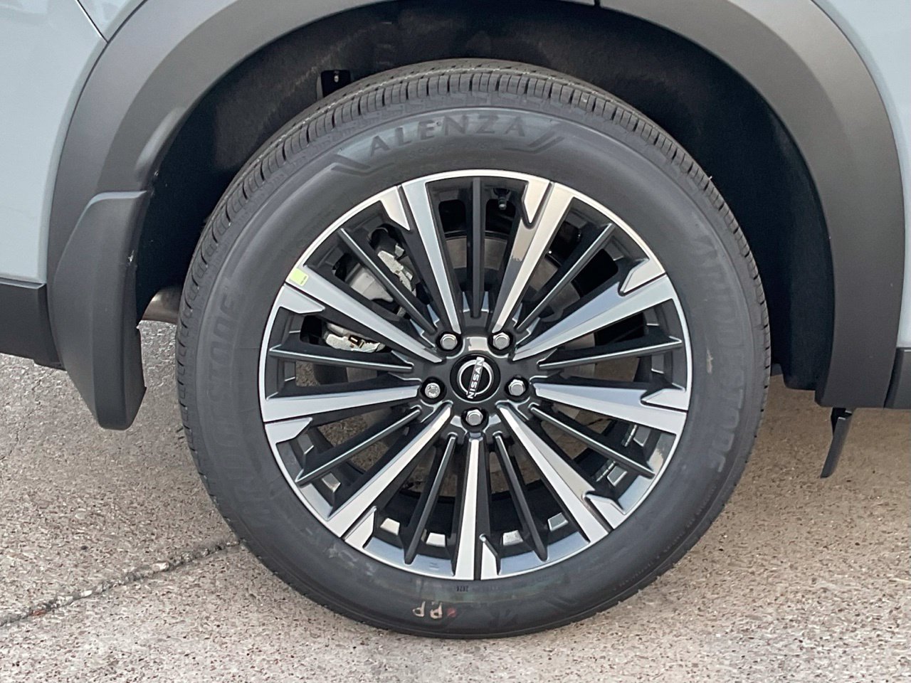 New 2026 Nissan Pathfinder Platinum FWD image 7