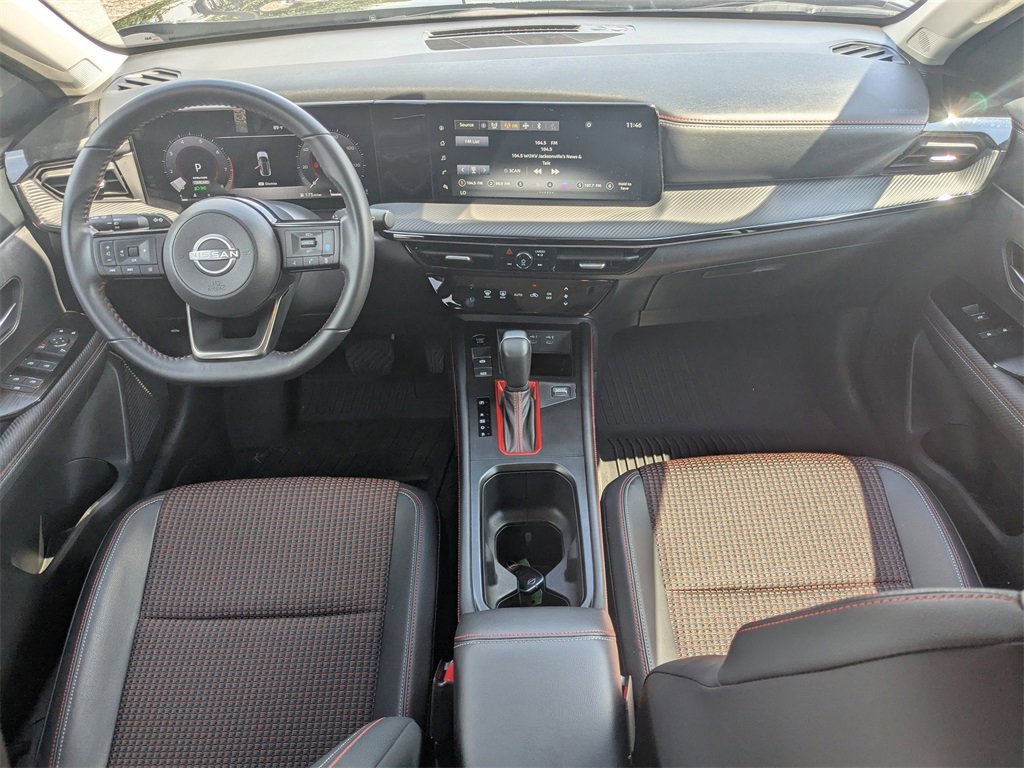 Used 2025 Nissan Kicks SR image 16