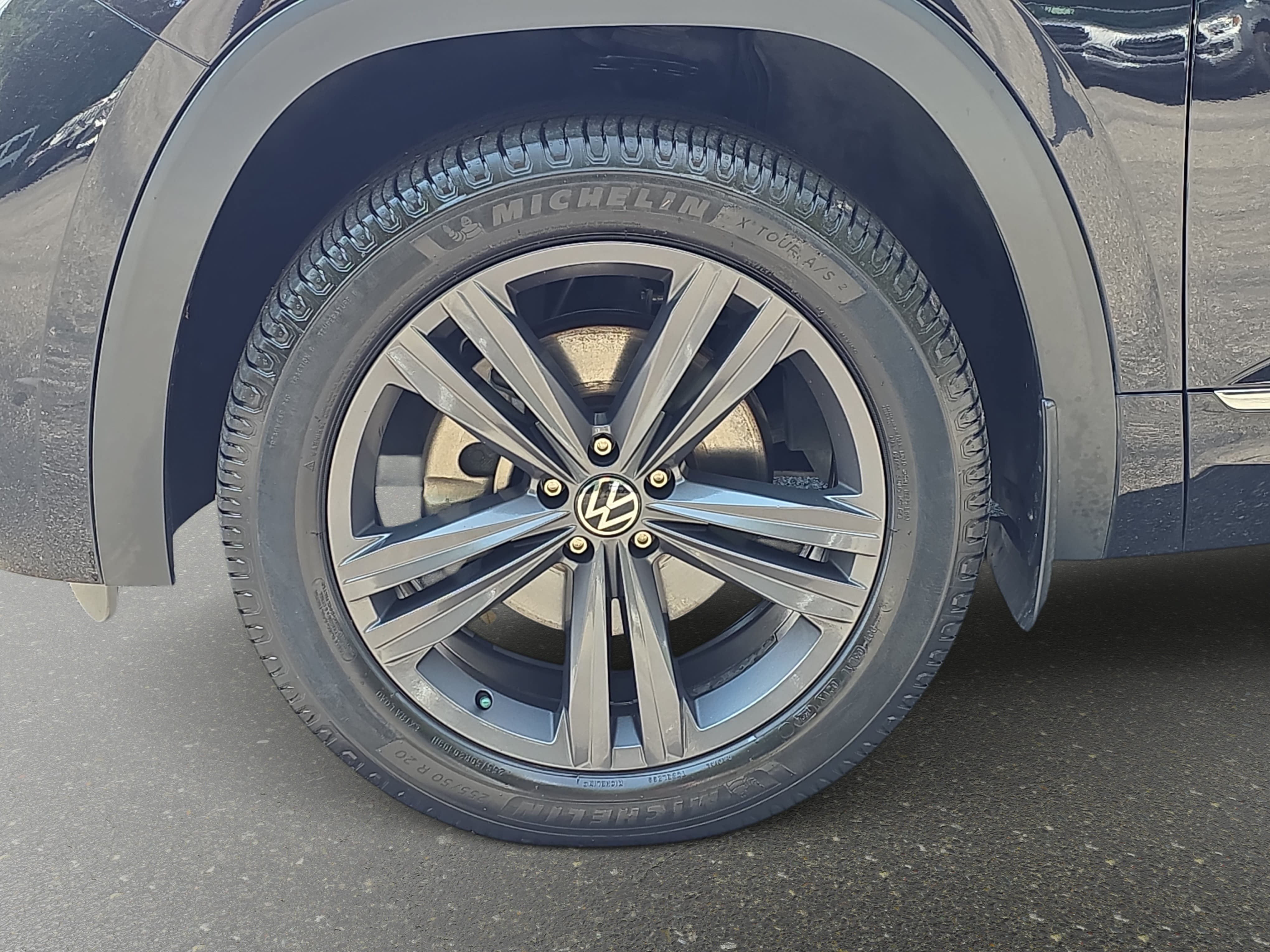 Used 2021 Volkswagen Atlas SE FWD image 30