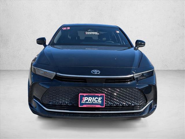 Used 2023 Toyota Crown XLE image 2