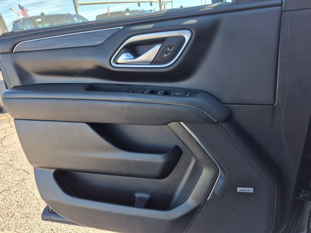 Used 2024 GMC Yukon SLT image 16