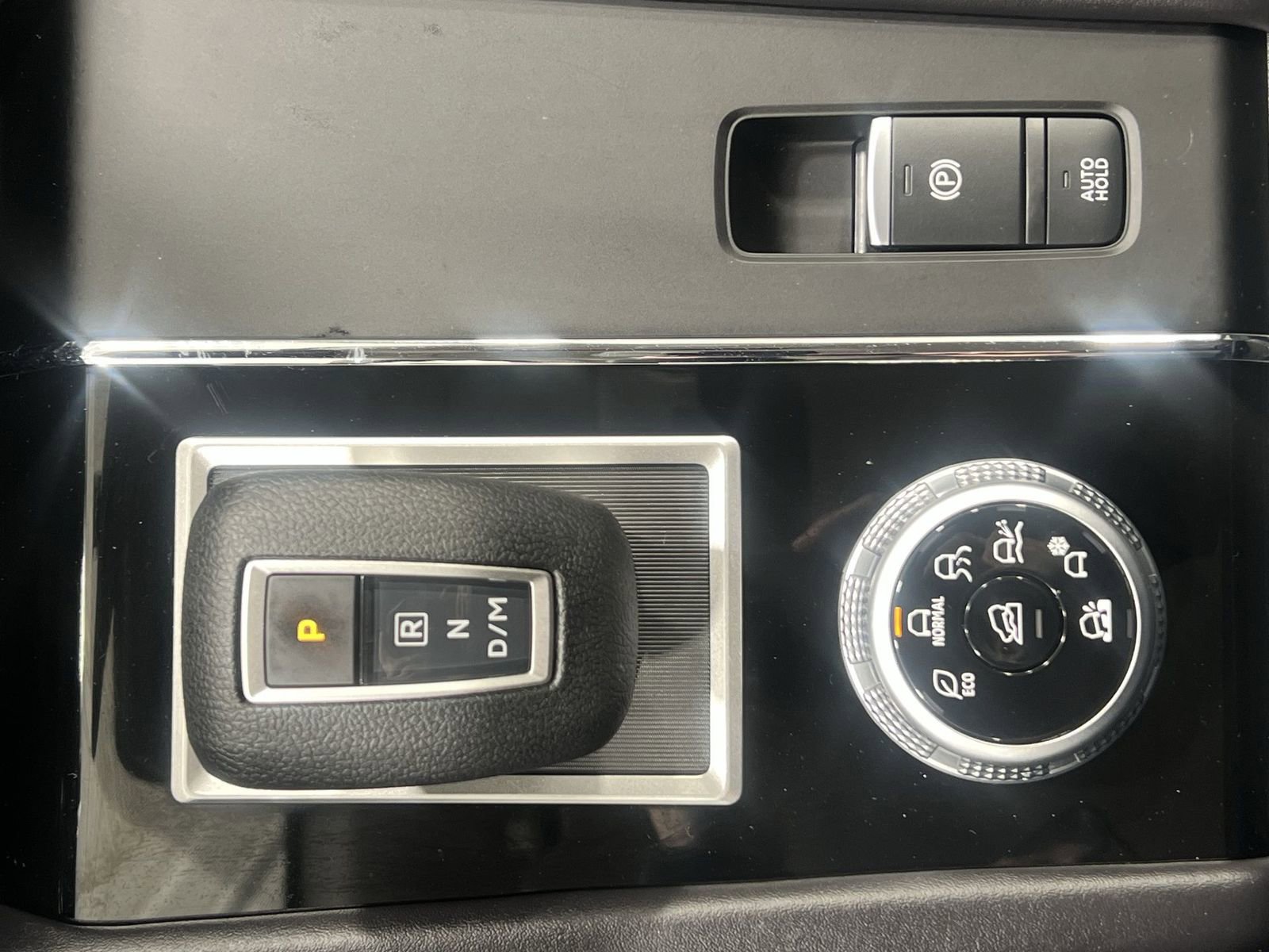 Used 2024 Mitsubishi Outlander ES AWD/4WD image 19