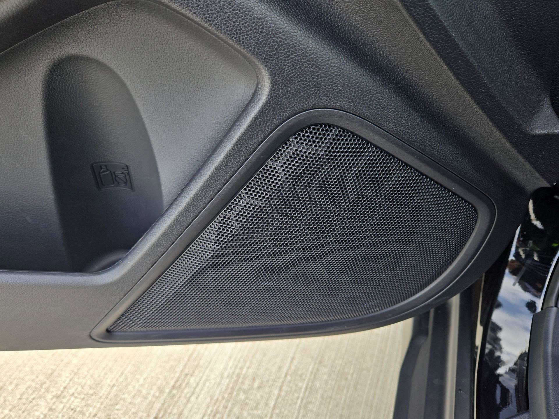 Used 2025 Subaru Outback Premium image 15