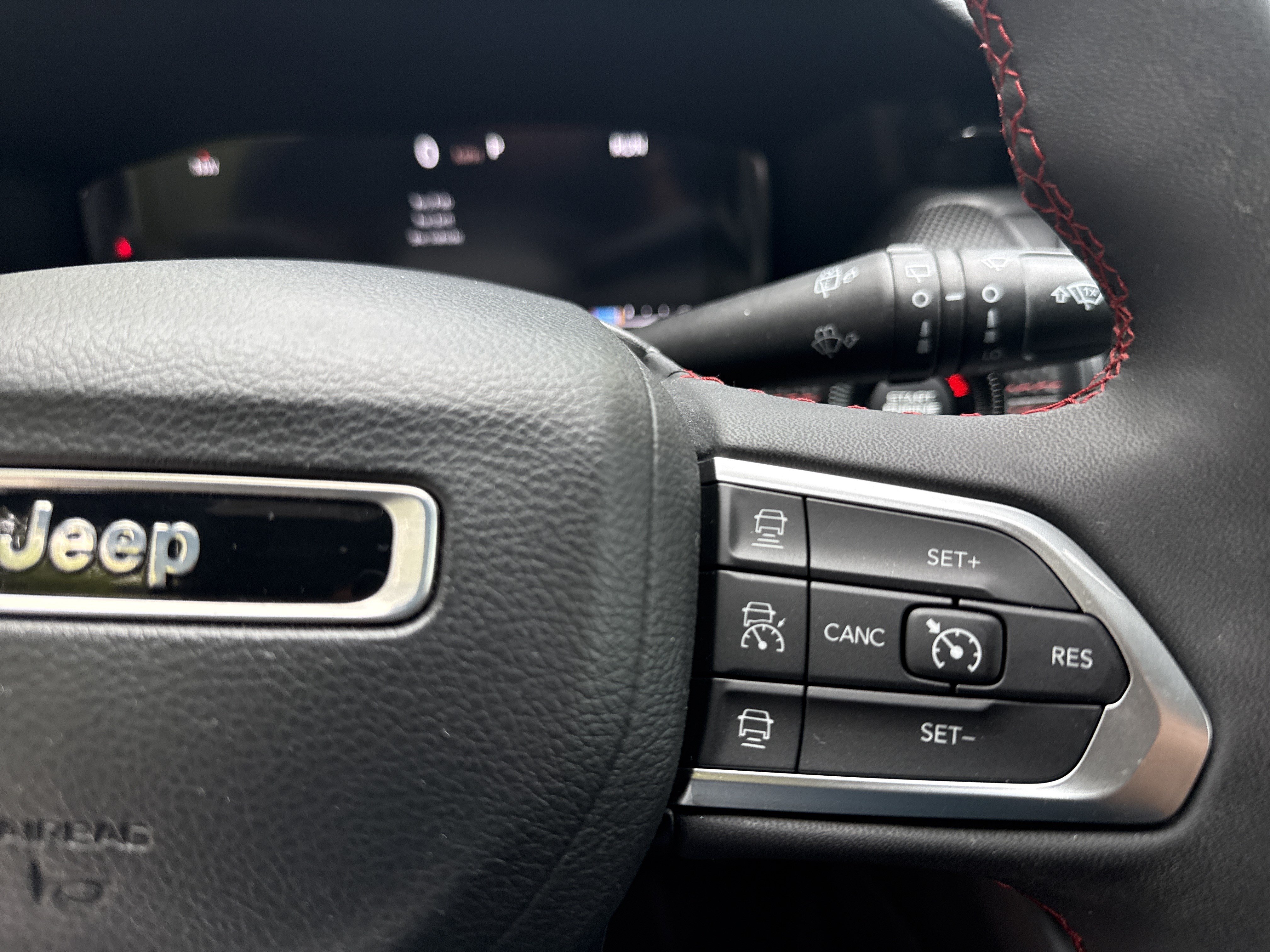 Used 2023 Jeep Compass Trailhawk w/ Trailhawk Elite Group AWD/4WD image 25