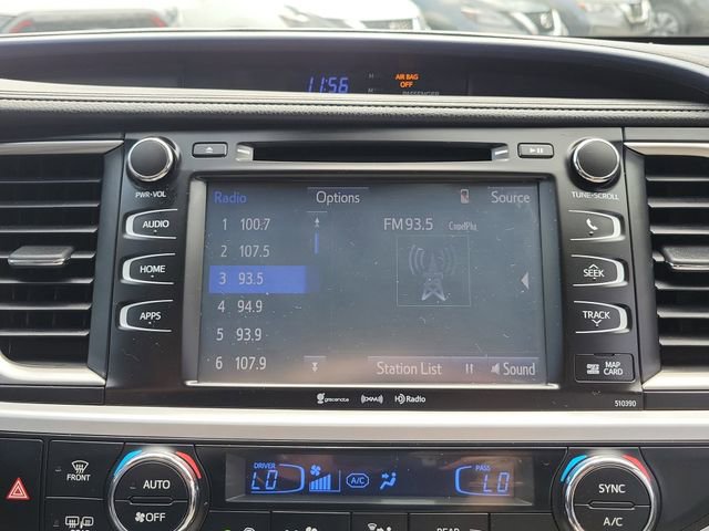 Used 2019 Toyota Highlander XLE image 31