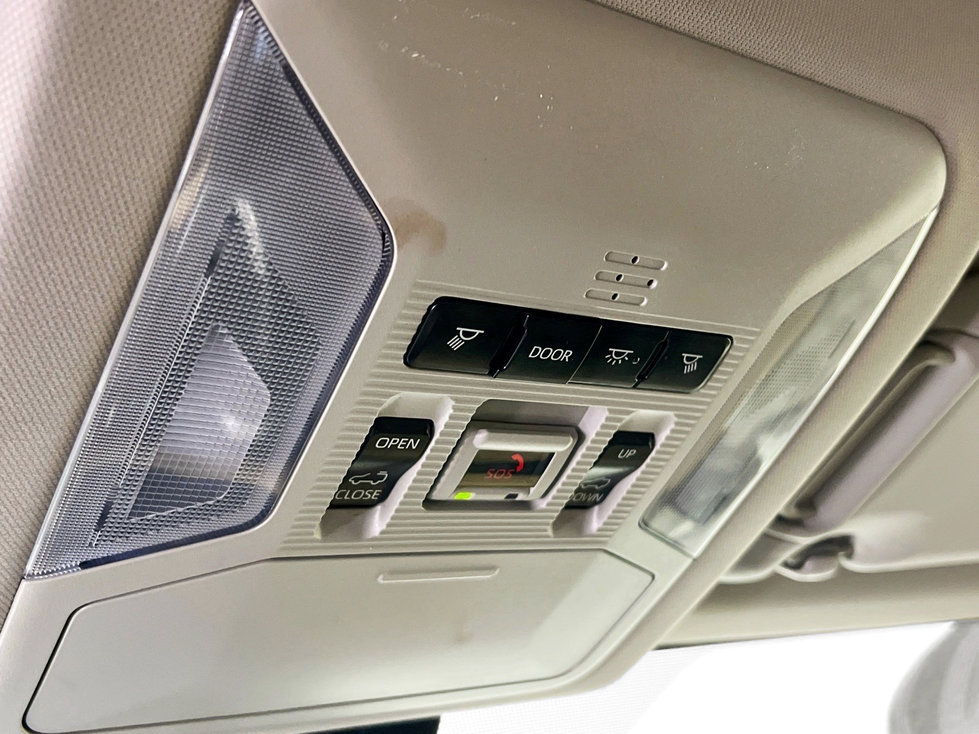 Used 2020 Toyota RAV4 XLE w/ Convenience Package image 22