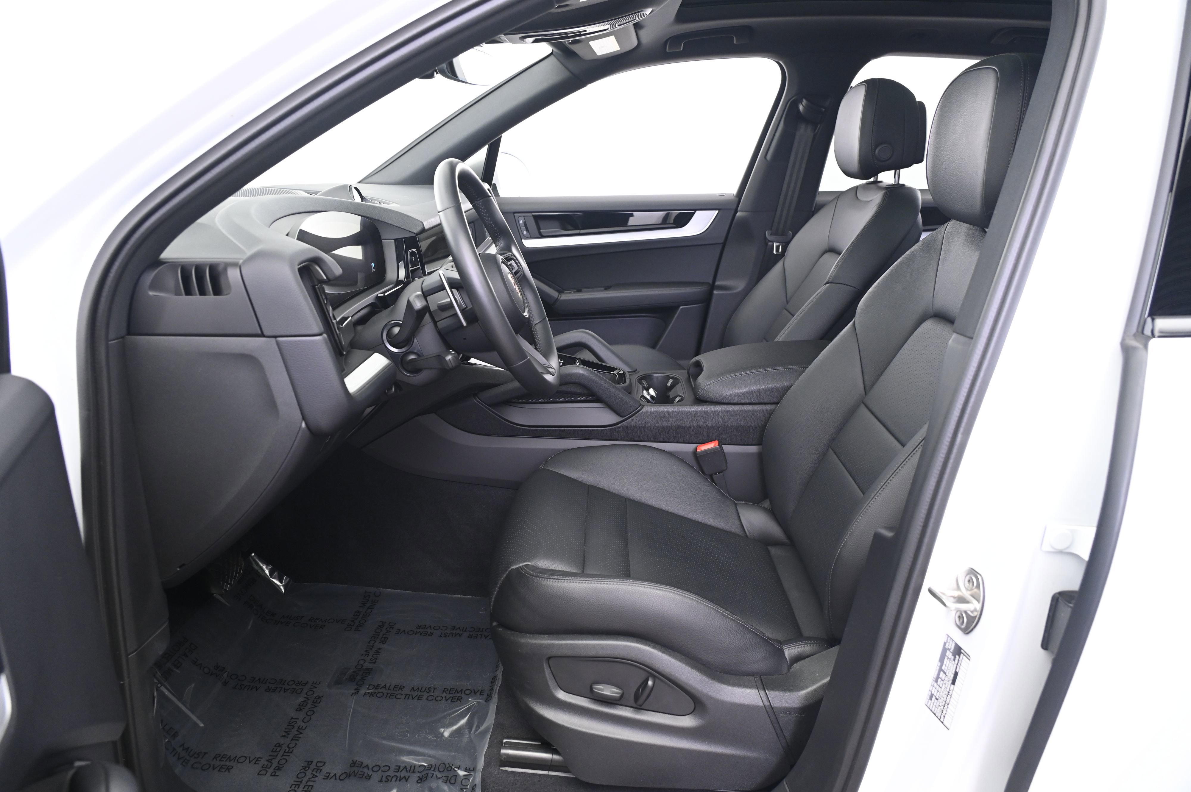 Certified 2025 Porsche Cayenne E-Hybrid image 29