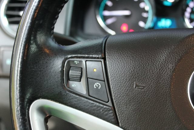 Used 2013 Chevrolet Captiva Sport LT w/ Convenience Package FWD image 16