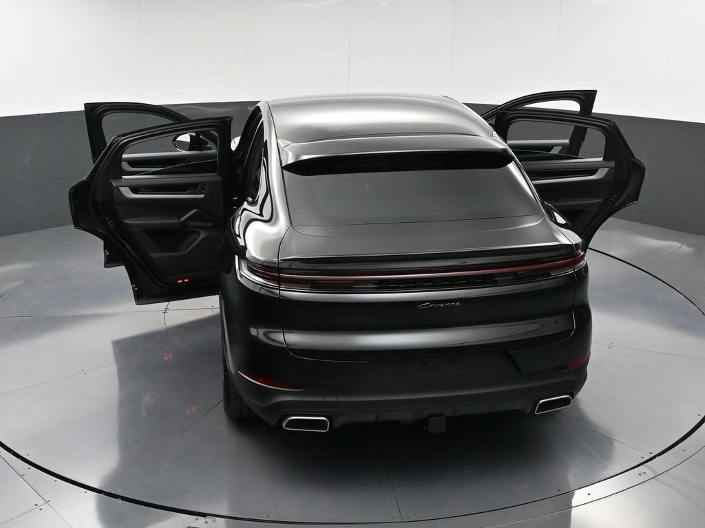 New 2026 Porsche Cayenne E-Hybrid Coupe AWD/4WD image 36