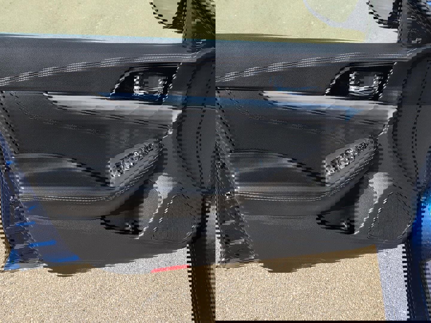 Used 2023 Nissan Maxima SL image 17