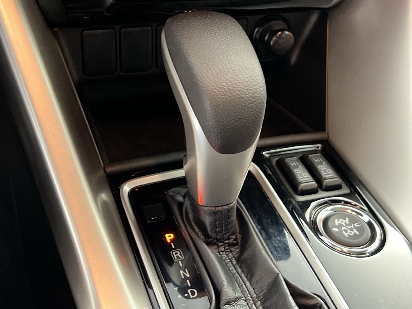 Used 2024 Mitsubishi Eclipse Cross AWD image 23