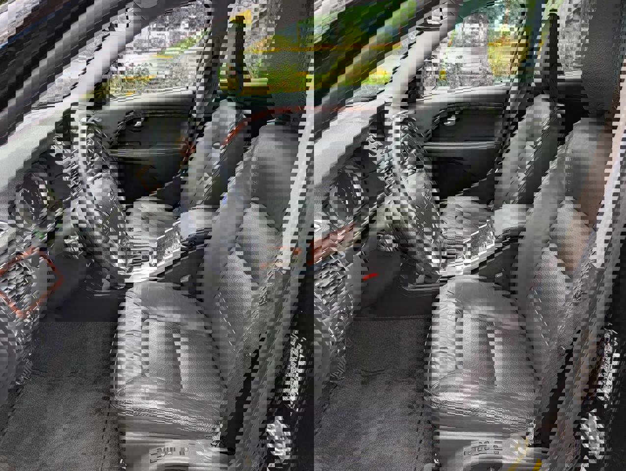 Used 2015 Volvo XC70 T6 image 10