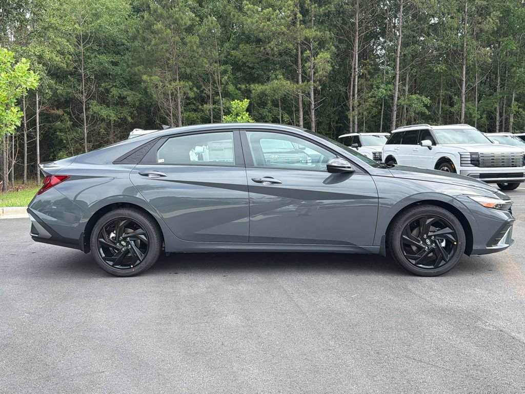 New 2026 Hyundai Elantra Sport FWD image 7