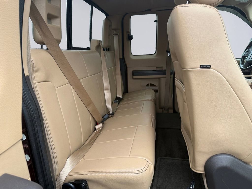 Used 2015 Ford F250 Lariat image 18