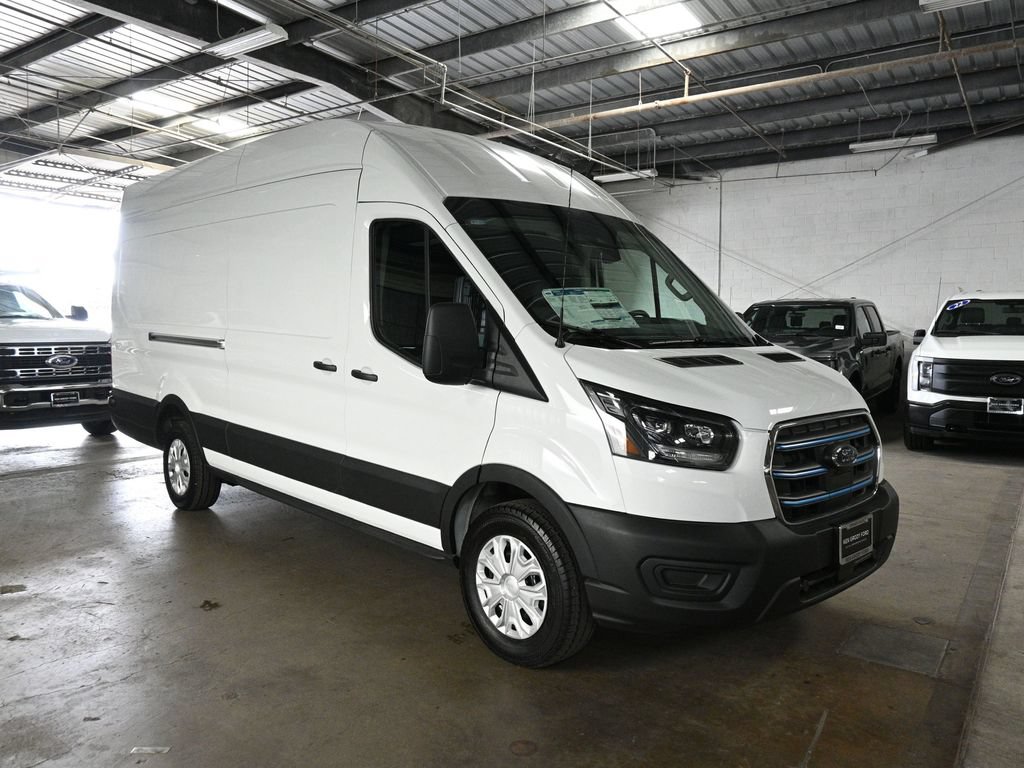 New 2025 Ford E-Transit 148 High Roof Extended w/ Load Area Protection Package RWD video 2