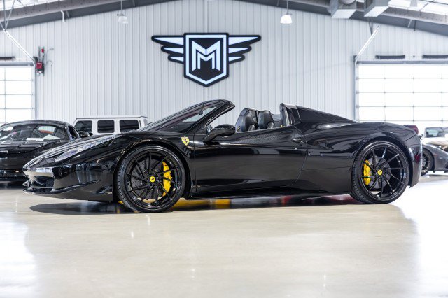 Used 2014 Ferrari 458 Spider RWD image 25