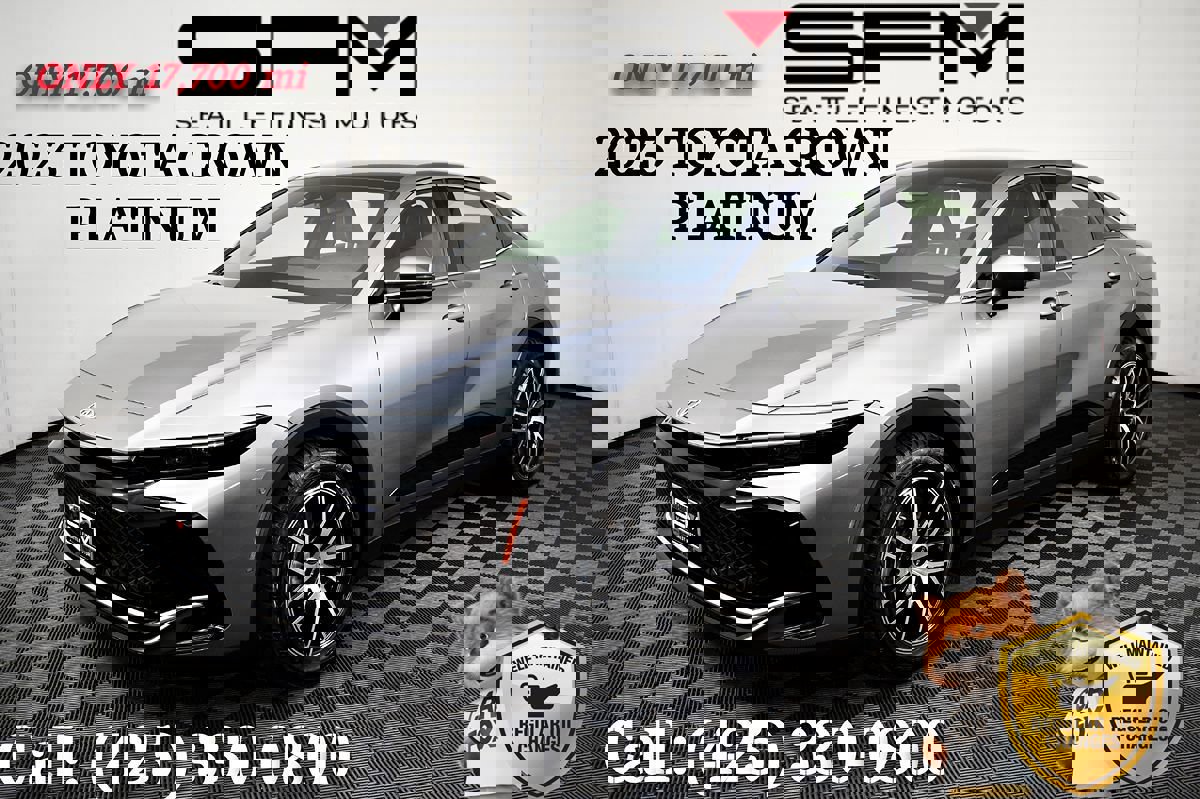 Used 2023 Toyota Crown Platinum video 1
