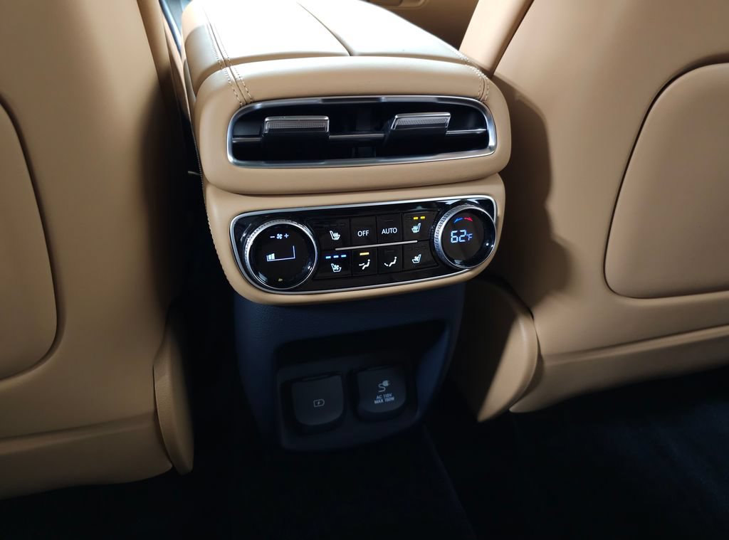 Used 2023 Genesis GV80 3.5T AWD/4WD image 40