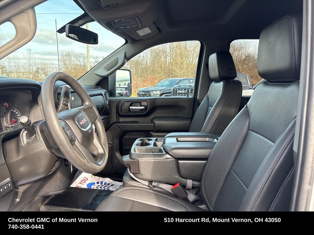 Used 2022 GMC Sierra 2500 Pro w/ Gooseneck/5TH Wheel Package image 11