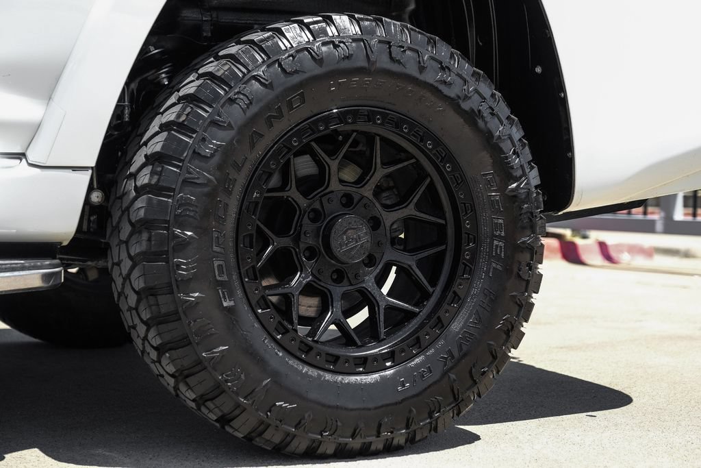 Used 2022 Toyota 4Runner Limited AWD/4WD image 61