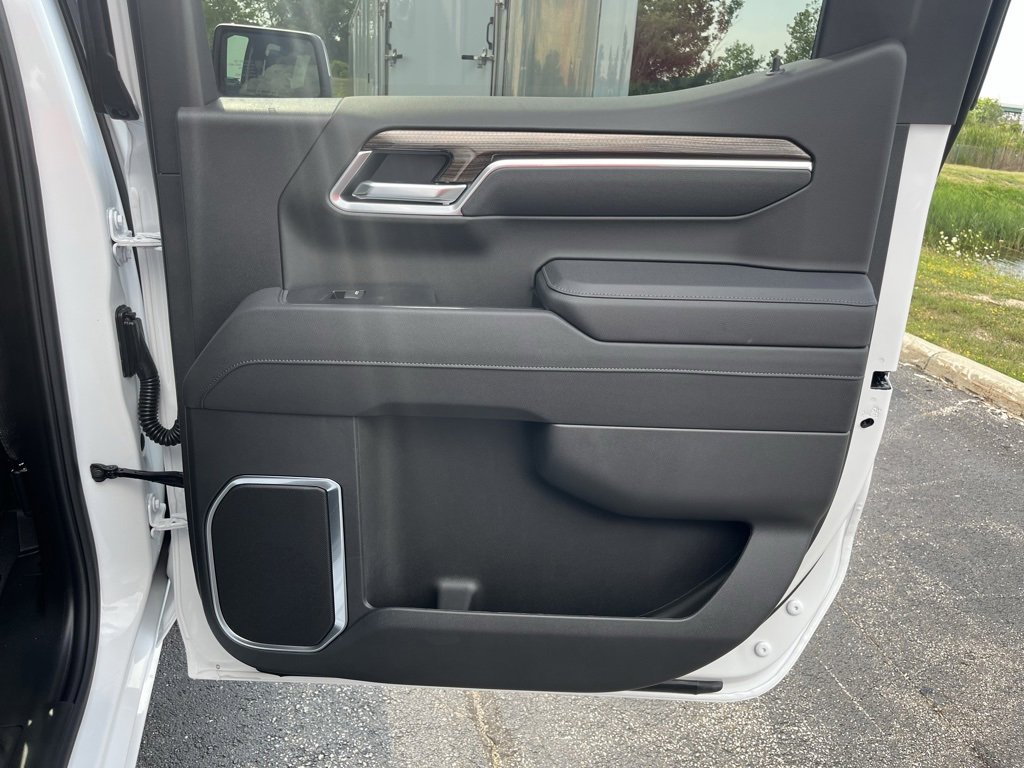 New 2026 Chevrolet Silverado 1500 LT image 25