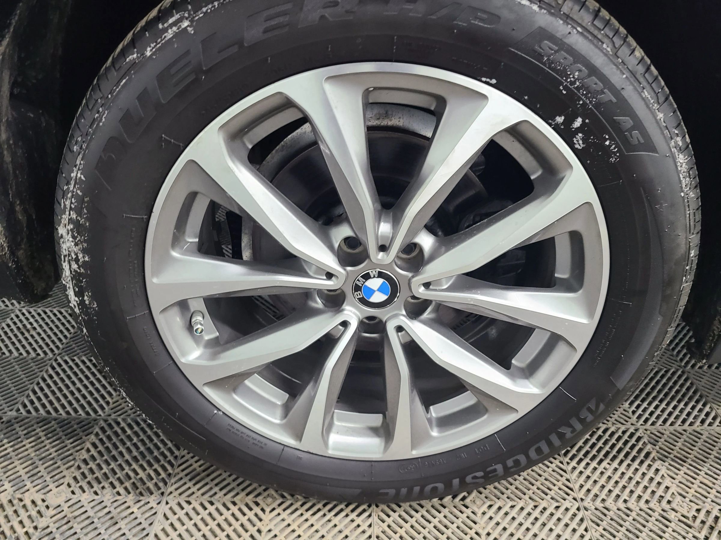 Used 2019 BMW X3 xDrive30i w/ Driving Assistance Package image 16