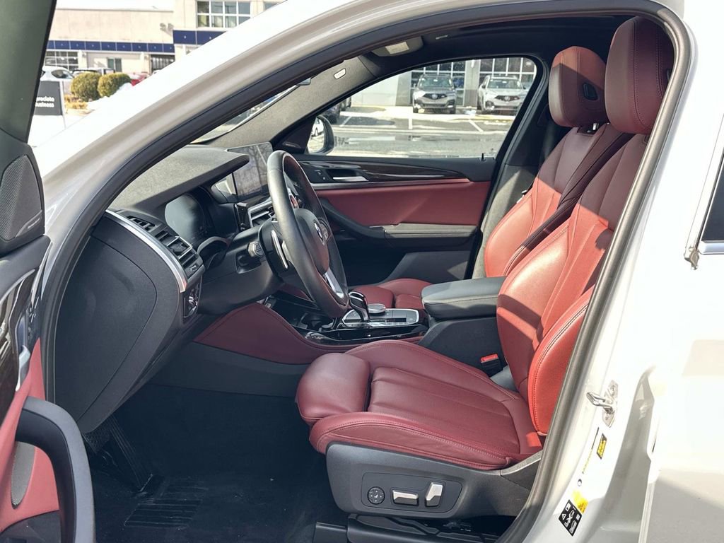 Used 2023 BMW X4 xDrive30i w/ Convenience Package image 24