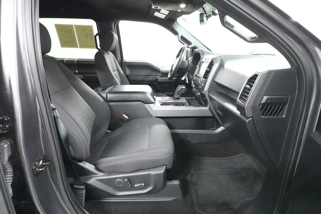 Used 2018 Ford F150 XLT w/ Equipment Group 302A Luxury AWD/4WD image 32
