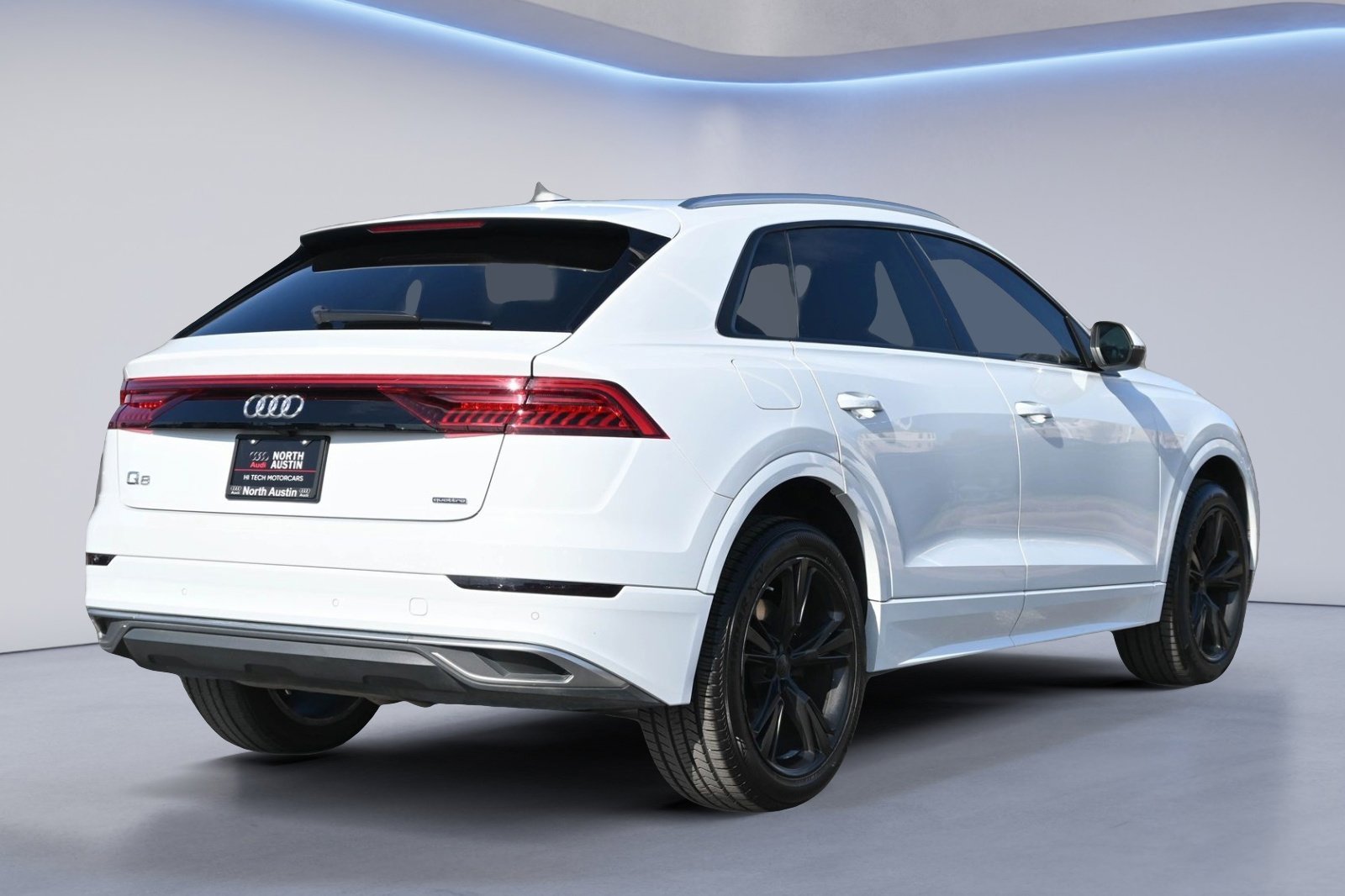 Certified 2023 Audi Q8 Premium AWD/4WD image 3