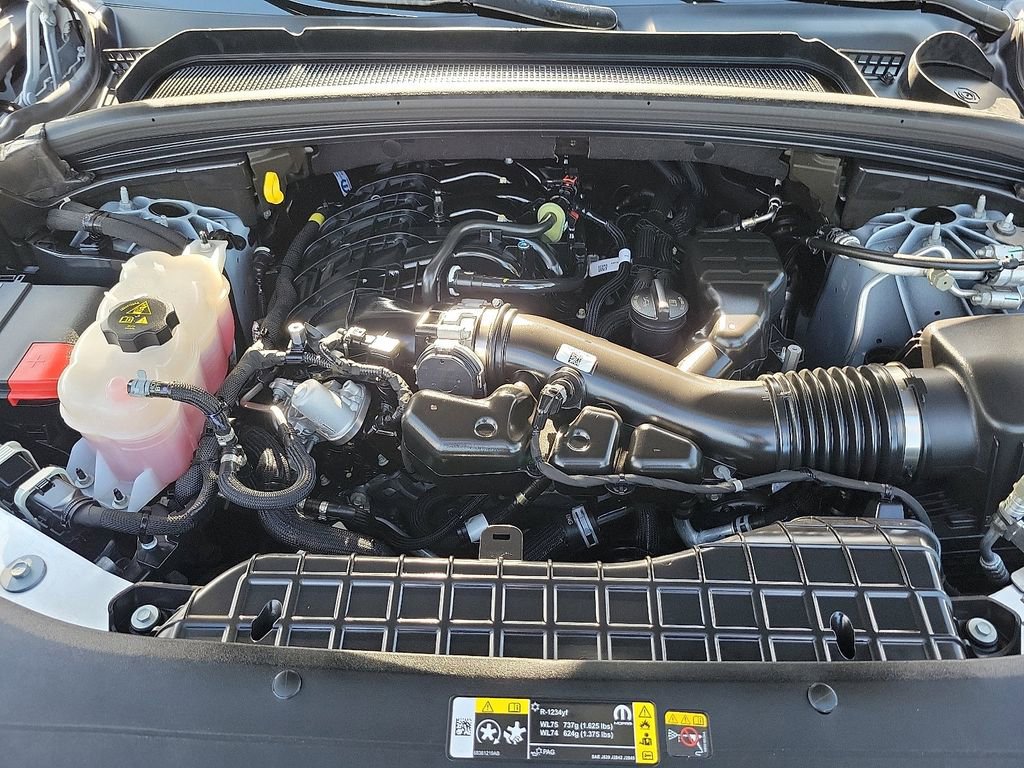 Used 2024 Jeep Grand Cherokee L Laredo image 22