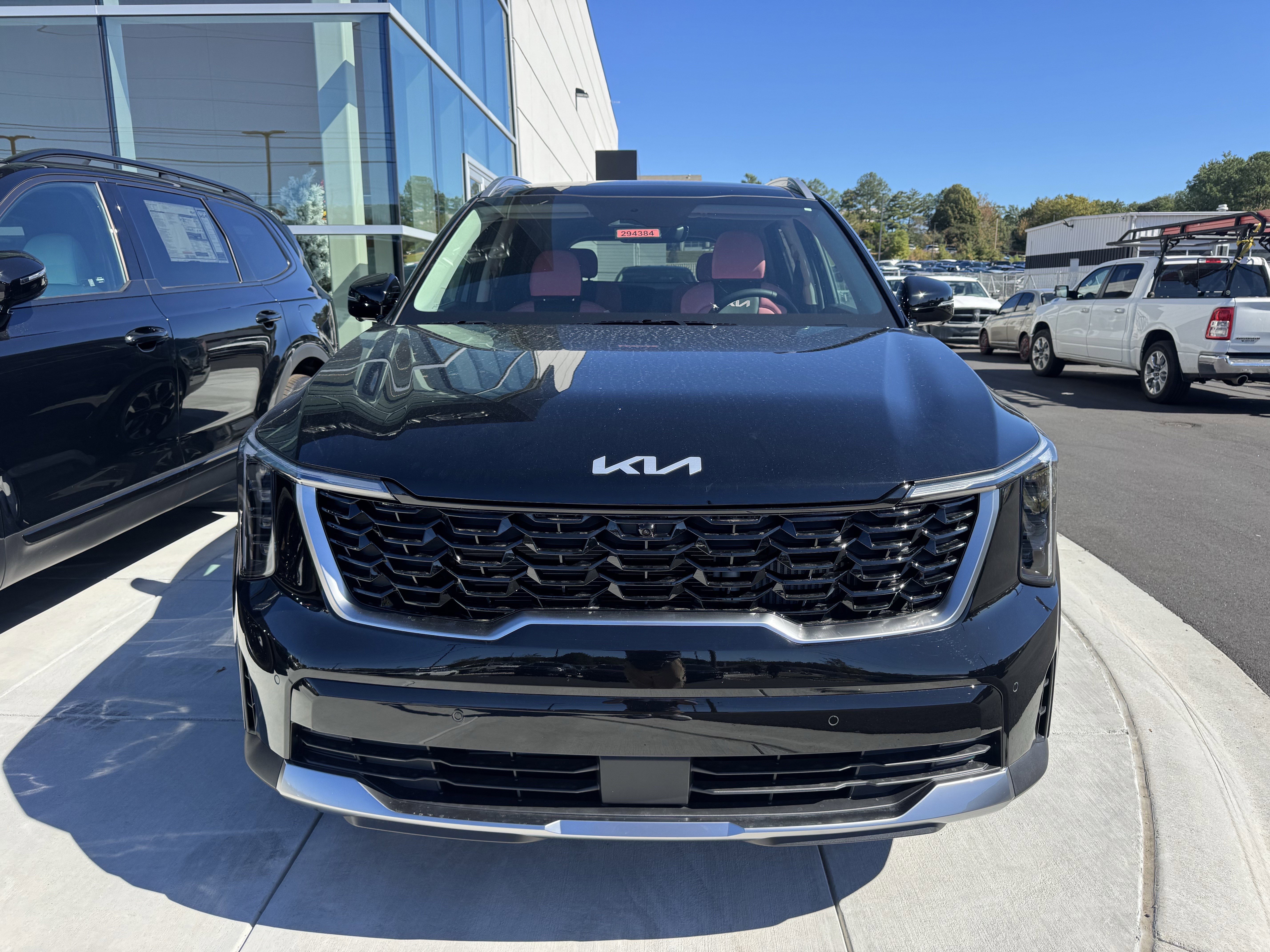 New 2025 Kia Sorento SX image 2