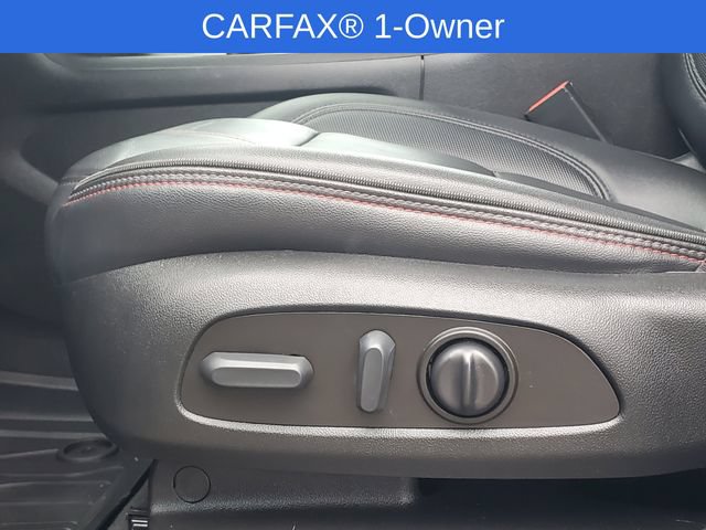 Used 2023 Chevrolet Traverse RS w/ LPO, Floor Liner Package FWD image 7