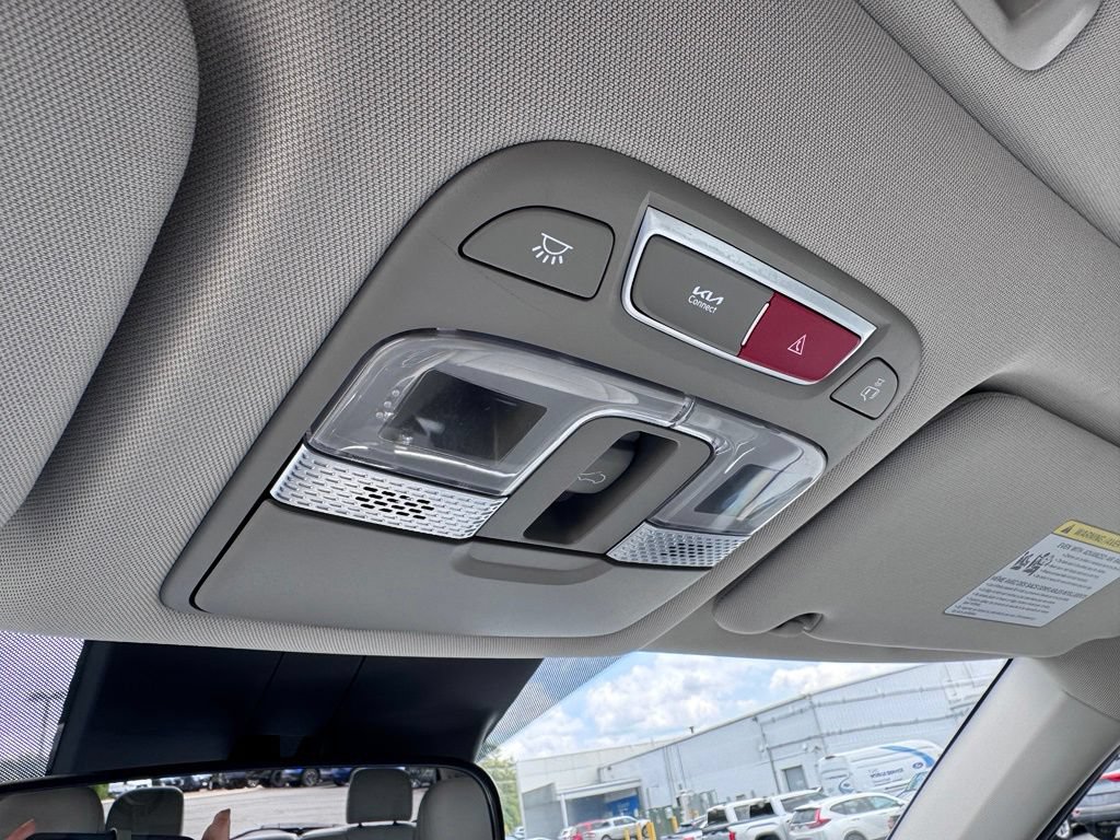 Used 2024 Kia Telluride S w/ S Sunroof Package FWD image 35