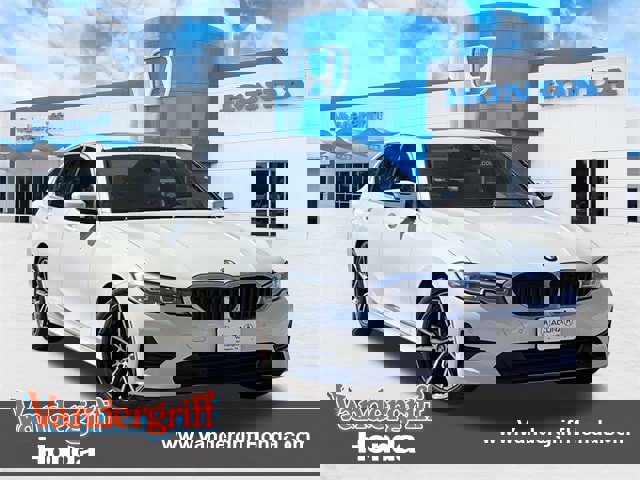 Used 2021 BMW 330e w/ Convenience Package image 1