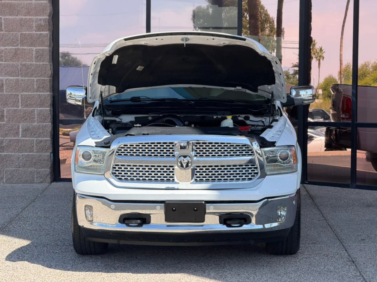 Used 2016 RAM 1500 Laramie w/ Convenience Group AWD/4WD image 28