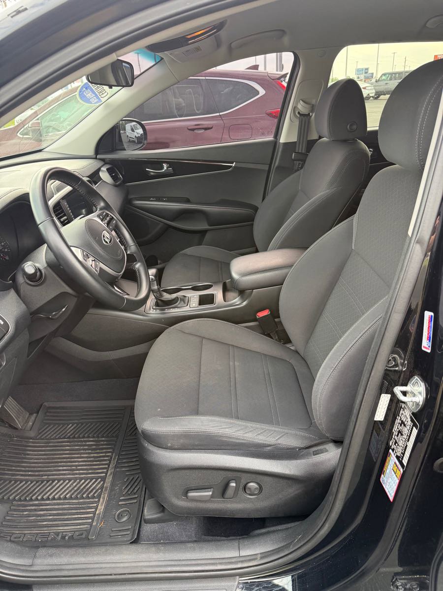 Used 2020 Kia Sorento S AWD/4WD image 9