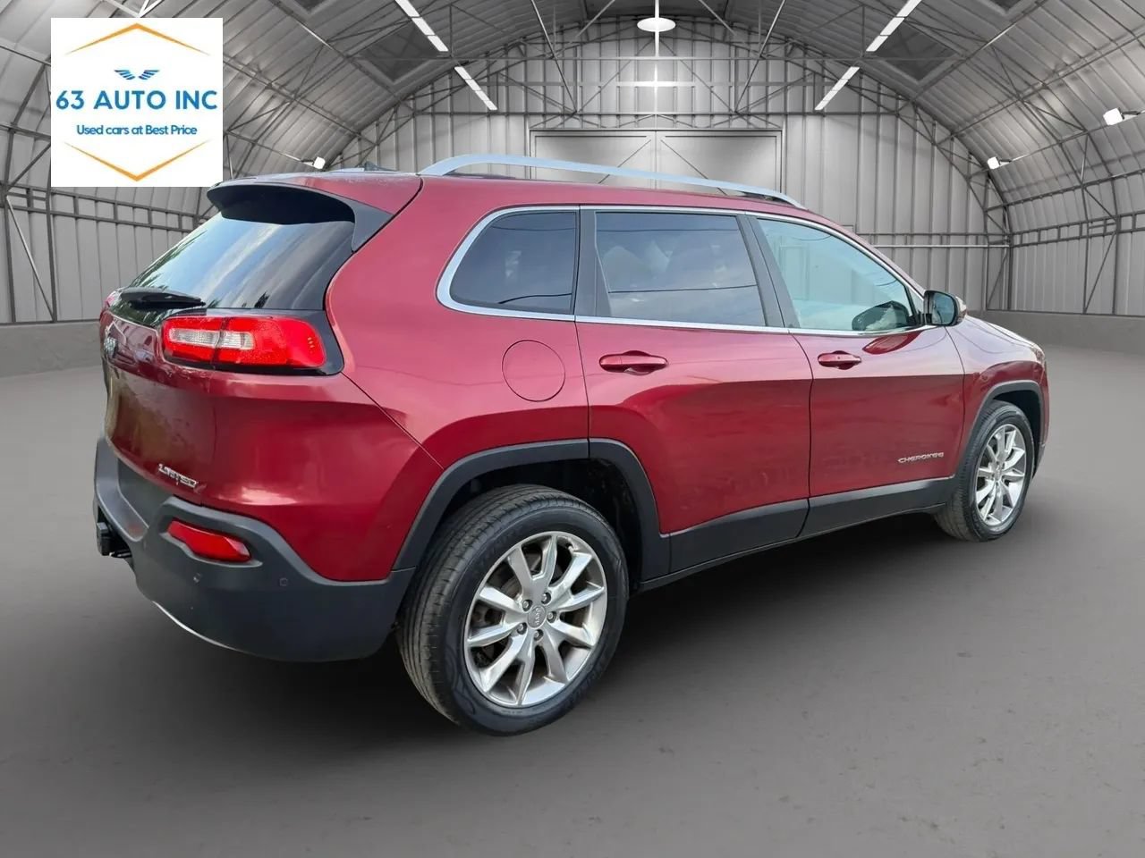 Used 2014 Jeep Cherokee Limited w/ Technology Group FWD image 4