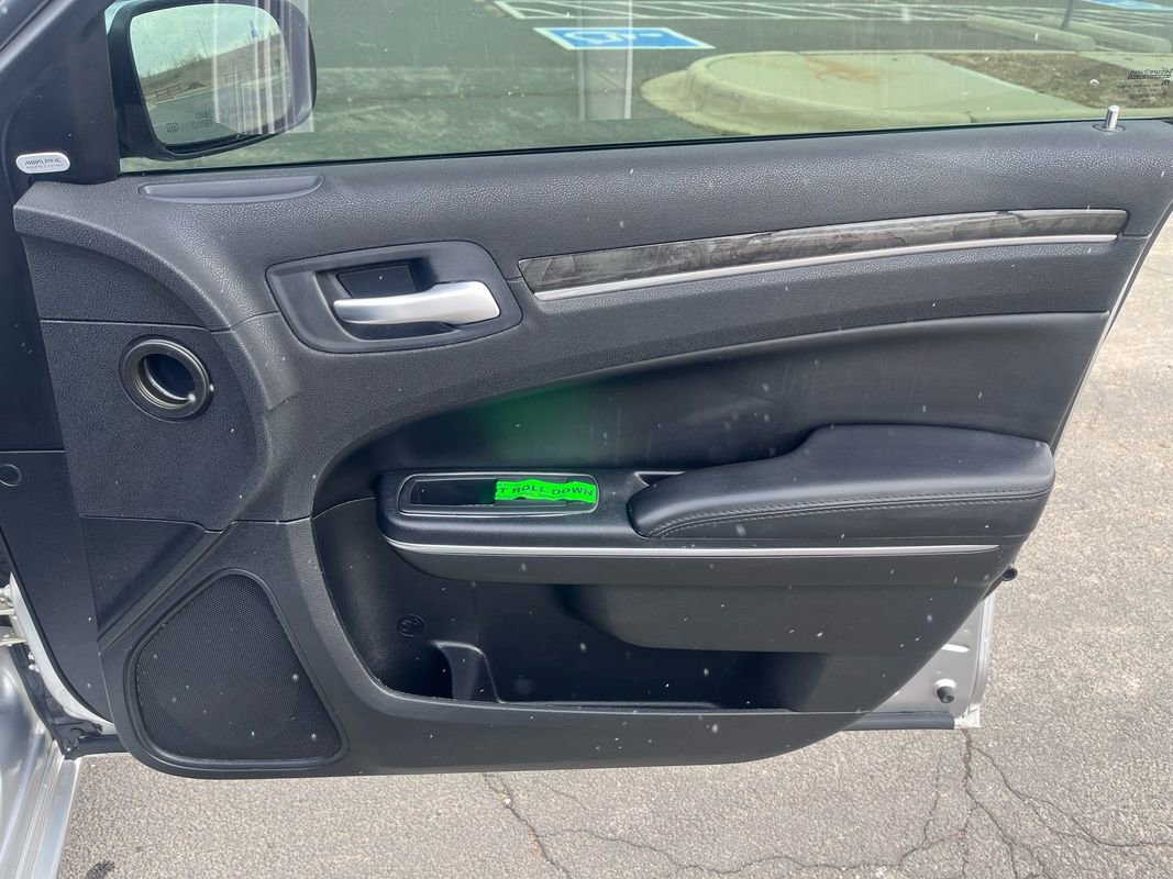 Used 2012 Chrysler 300 C image 30