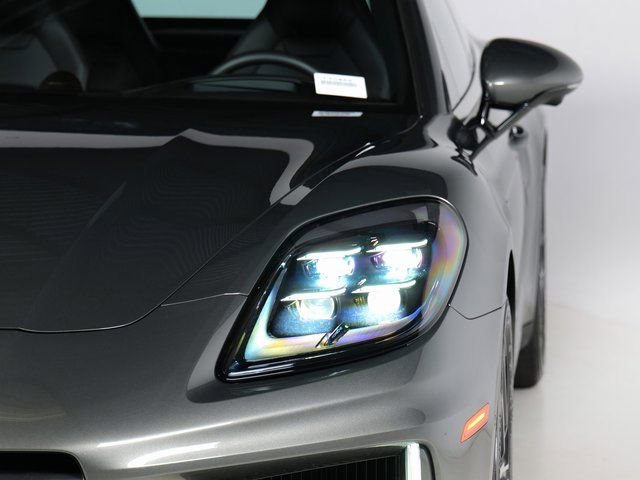 New 2025 Porsche Panamera 4 image 27