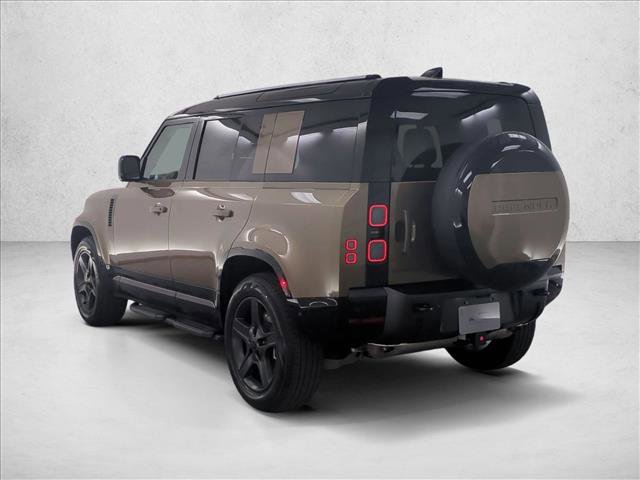 New 2026 Land Rover Defender 110 X-Dynamic SE image 9