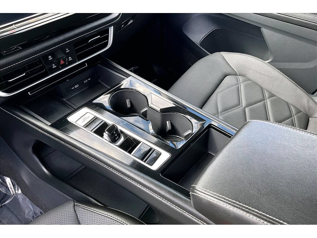 Used 2024 Volkswagen Atlas SE FWD image 15