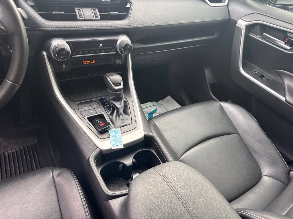Used 2021 Toyota RAV4 XLE Premium FWD image 19