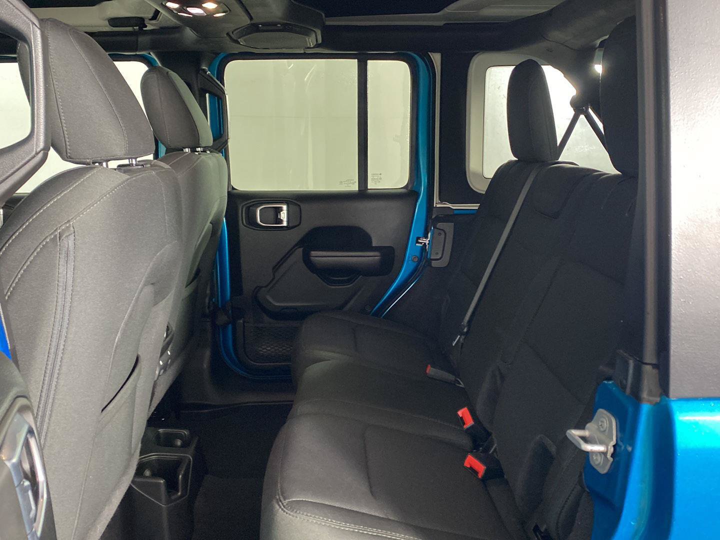 Used 2019 Jeep Wrangler Unlimited Sport S AWD/4WD image 22