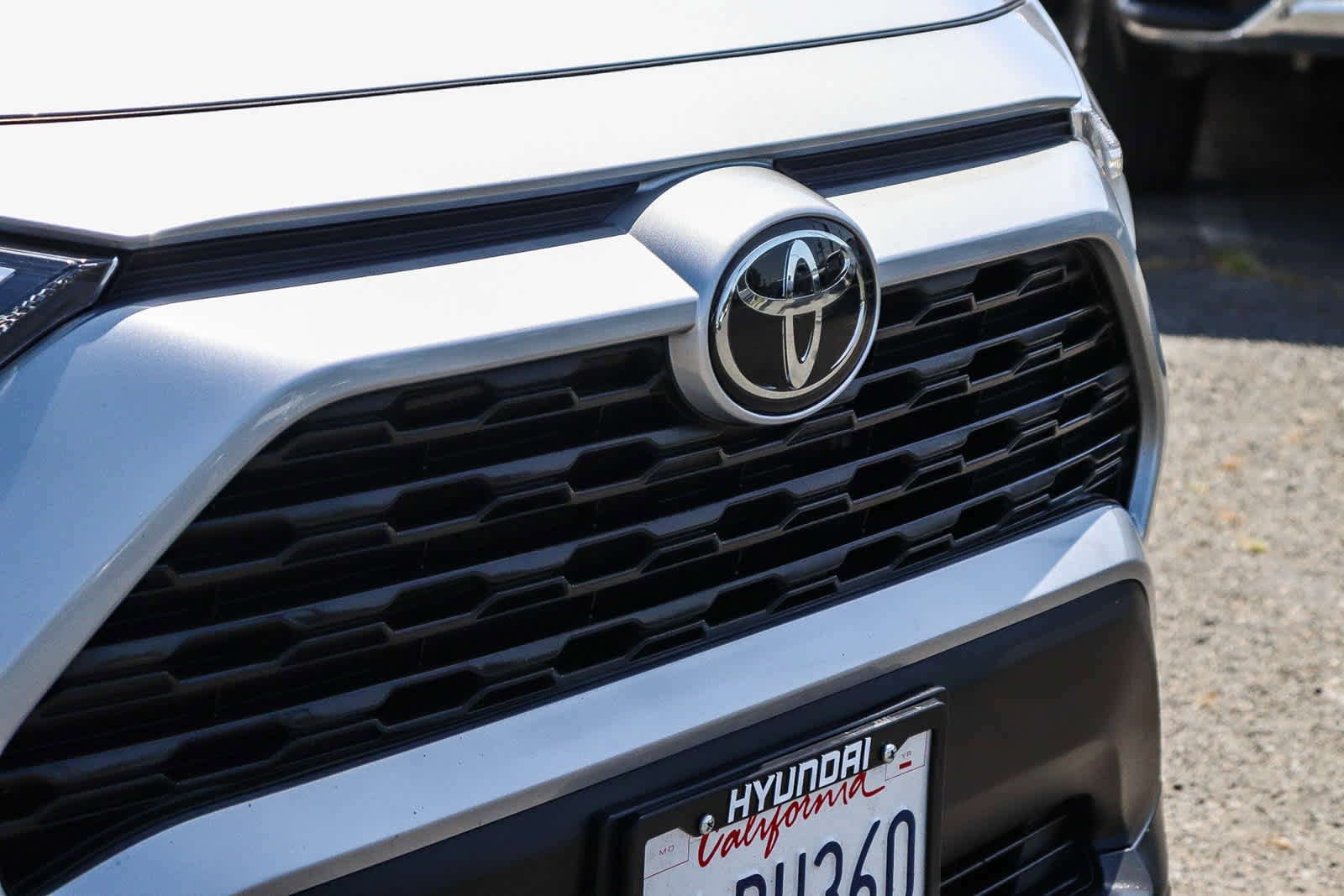 Used 2024 Toyota RAV4 XLE AWD/4WD image 5