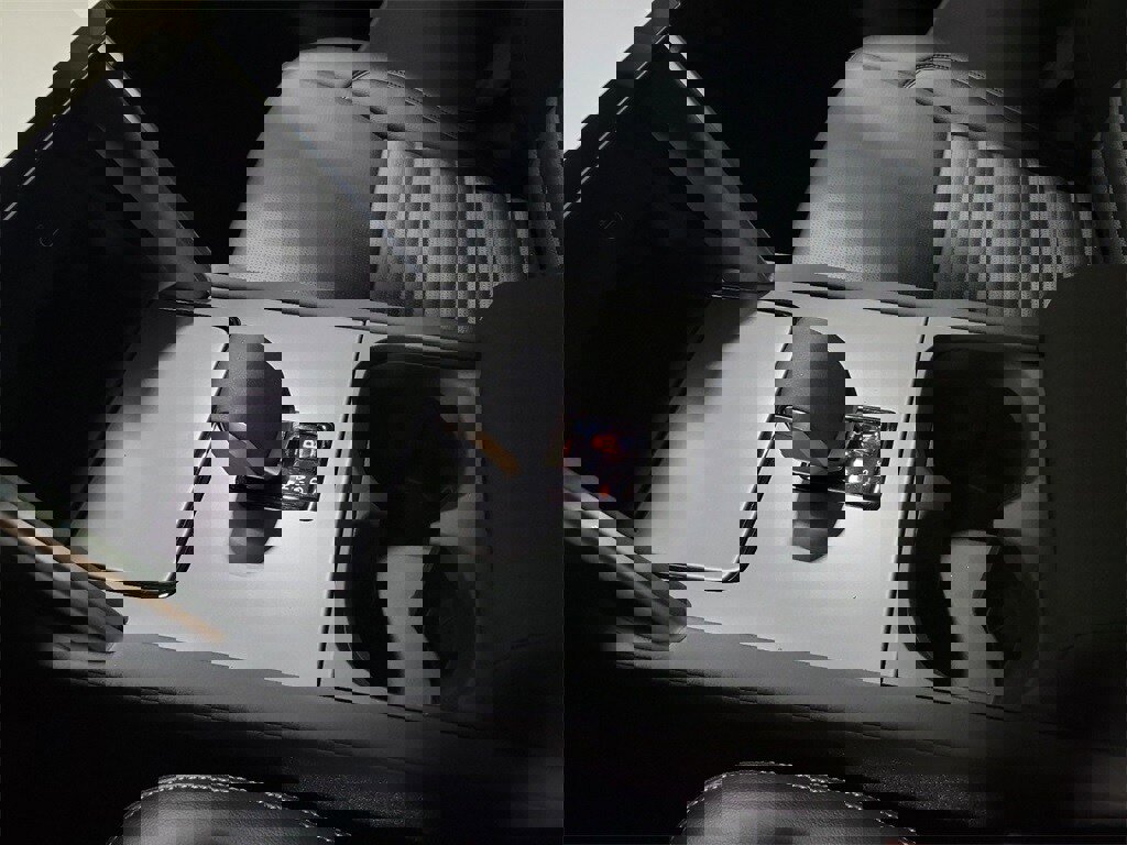 New 2025 Land Rover Discovery Sport Dynamic SE image 20