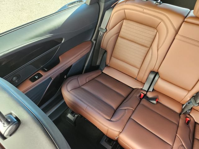 New 2026 Lincoln Nautilus Reserve AWD/4WD image 13